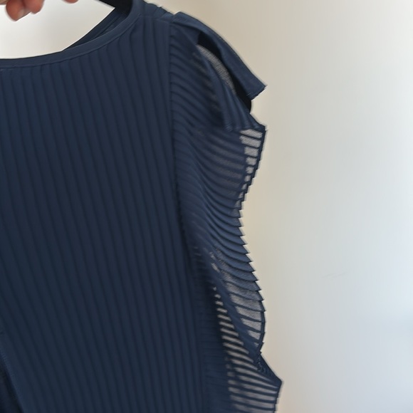 Club Monaco Jonet romper - Picture 5 of 8